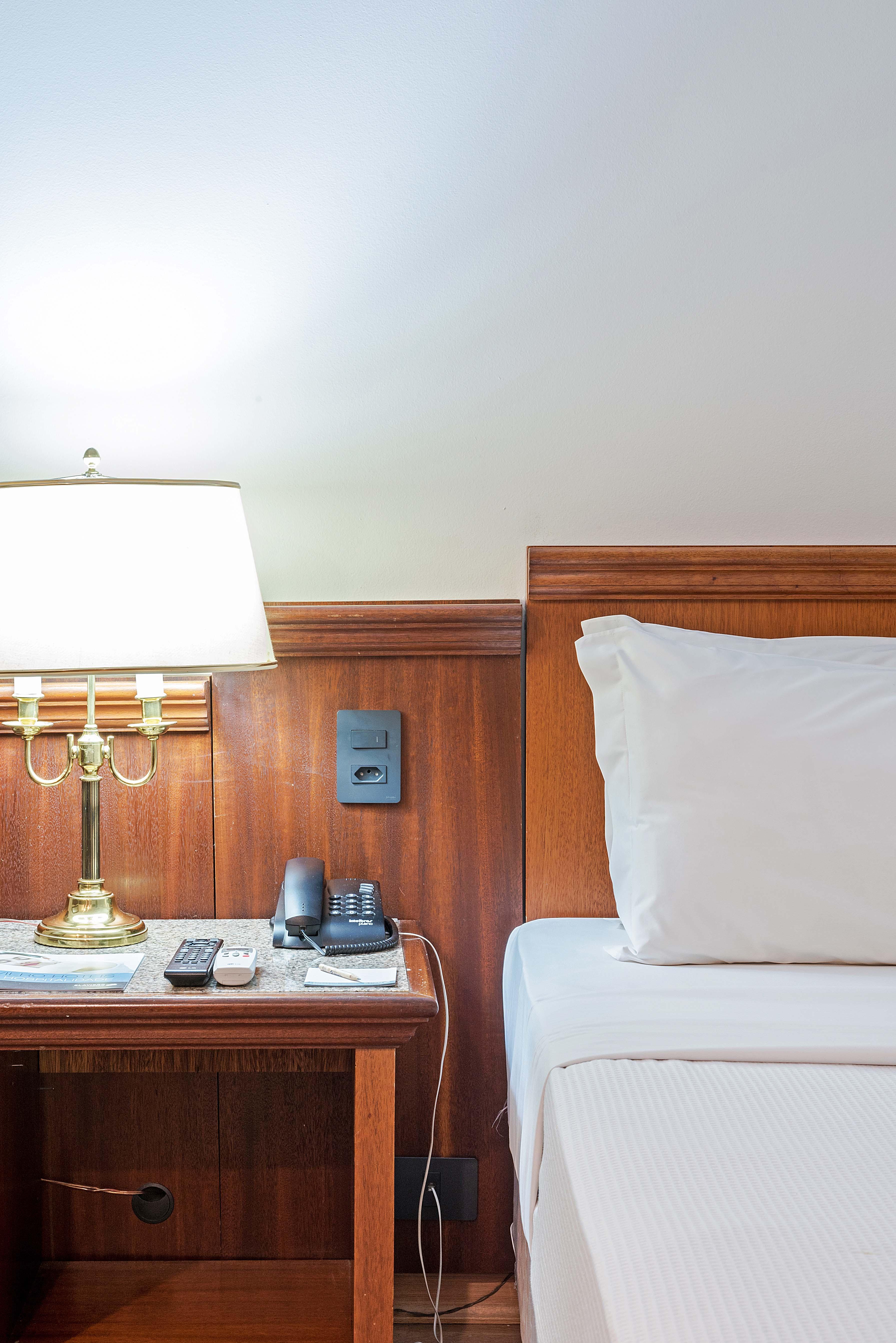 Rede Andrade Braz Hotel กูรีตีบา ภายนอก รูปภาพ