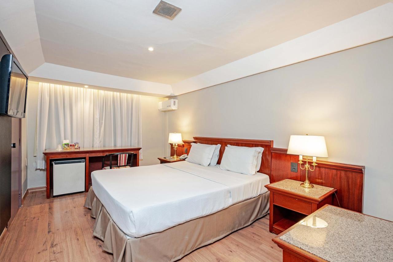 Rede Andrade Braz Hotel กูรีตีบา ภายนอก รูปภาพ