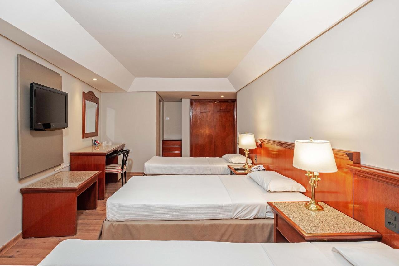 Rede Andrade Braz Hotel กูรีตีบา ภายนอก รูปภาพ