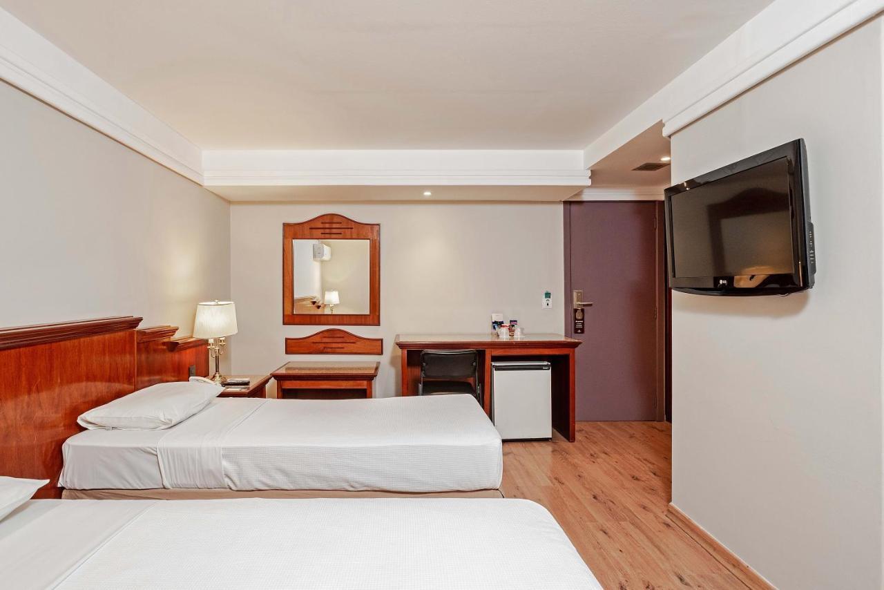 Rede Andrade Braz Hotel กูรีตีบา ภายนอก รูปภาพ